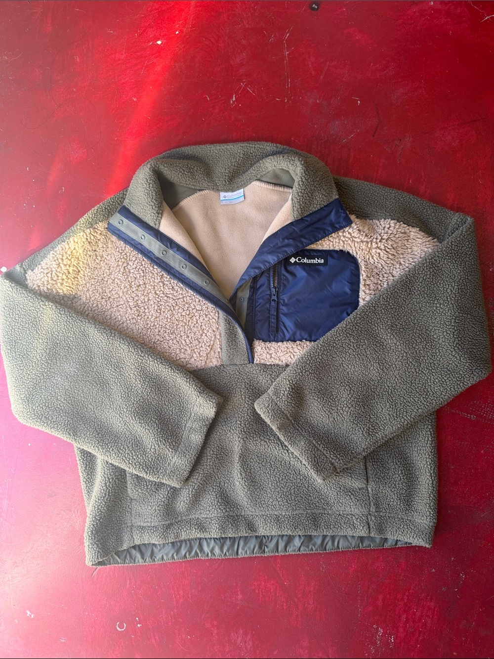 Columbia Olive, Navy & Cream Sherpa Pullover Jacket